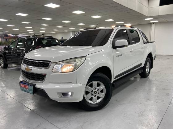 CHEVROLET S10 2.8 LT 4X4 CD 16V TURBO DIESEL 4P AUTOMÁTICO CHEVROLET S10 2.8 LT 4X4 CD 16V TURBO DIESEL 4P AUTOMÁTICO